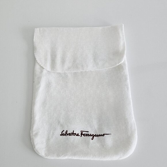 Ferragamo Pumps! Great condition! - Picture 11 of 11